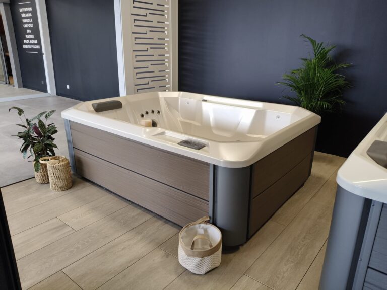 WhatsApp Image 2025-03-25 at 15.03.53 (1)